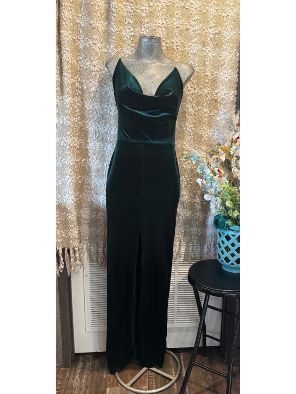 Sexy velvet maxi dress, size M, by Fashion Nova